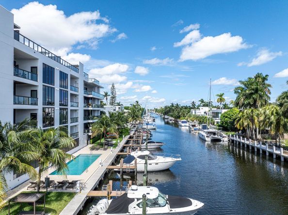 20 Isle Of Venice Dr PH2, Fort Lauderdale FL 33301