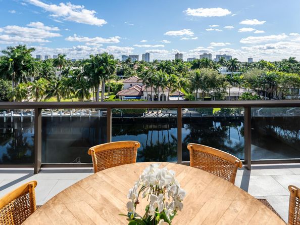 20 Isle Of Venice Dr PH2, Fort Lauderdale FL 33301