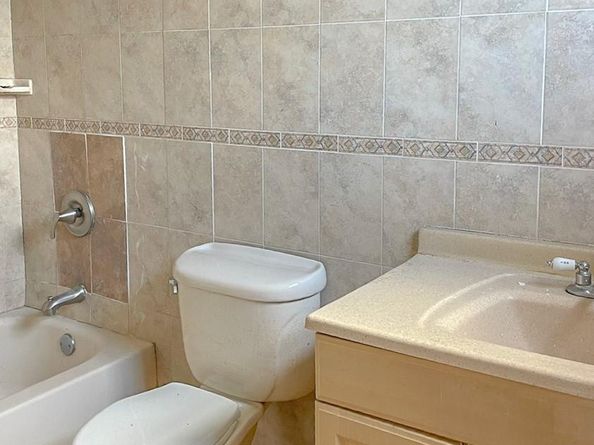 2421 NW 63rd Ave, Sunrise FL 33313