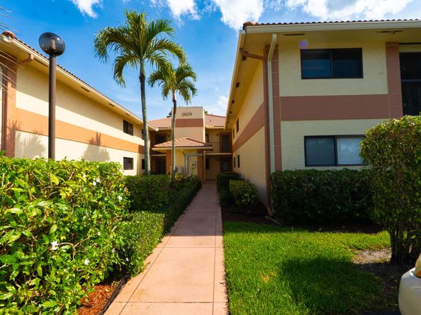 15234 Lakes Of Delray Boulevard 250, Delray Beach FL 33484
