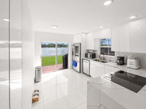 5090 NW 54th St, Coconut Creek FL 33073