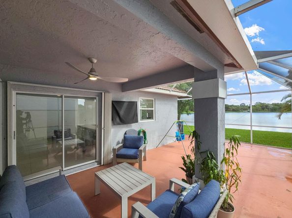 5090 NW 54th St, Coconut Creek FL 33073