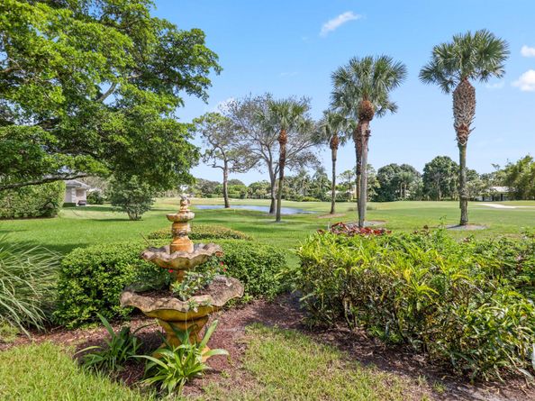 36 Country Road, Village Of Golf FL 33436