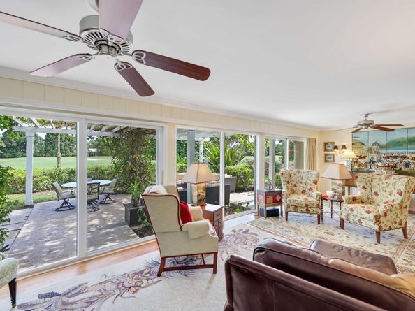 36 Country Road, Village Of Golf FL 33436