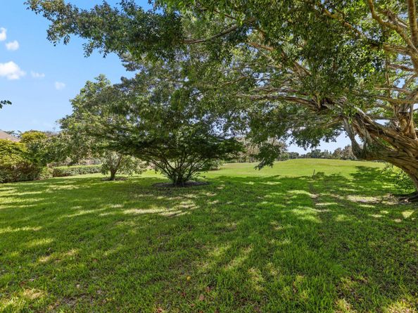 36 Country Road, Village Of Golf FL 33436