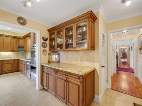 36 Country Road, Village Of Golf FL 33436