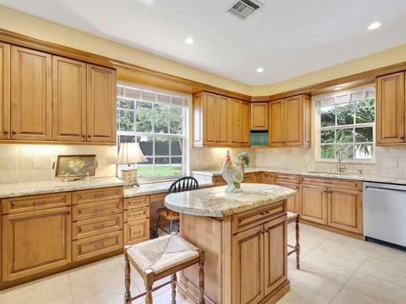 36 Country Road, Village Of Golf FL 33436