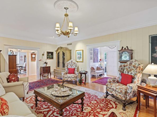 36 Country Road, Village Of Golf FL 33436
