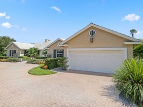 36 Country Road, Village Of Golf FL 33436