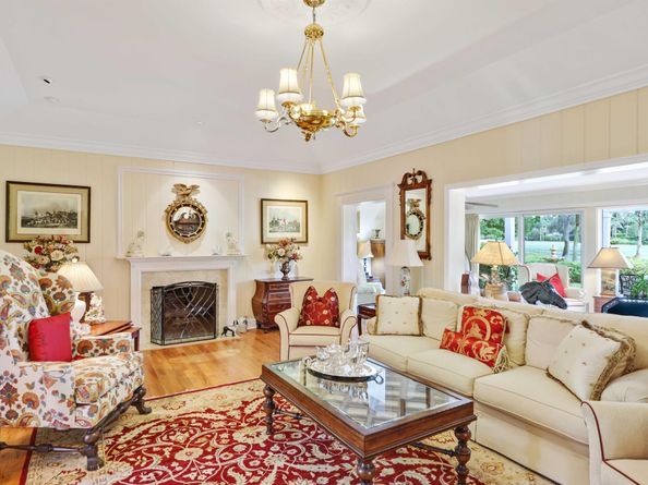 36 Country Road, Village Of Golf FL 33436