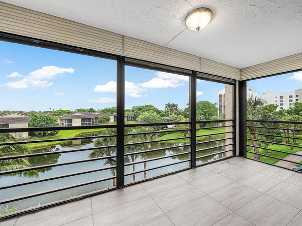 7580 Regency Lake Drive 402, Boca Raton FL 33433