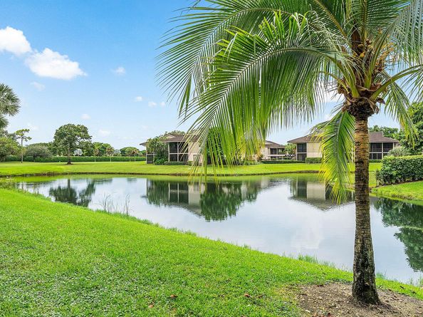 7580 Regency Lake Drive 402, Boca Raton FL 33433