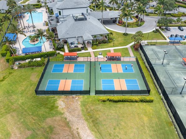 8055 Duomo Circle, Boynton Beach FL 33472
