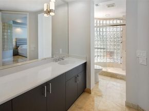 301 Hendricks Isle 7, Fort Lauderdale FL 33301