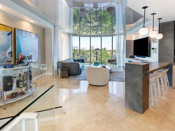 301 Hendricks Isle 7, Fort Lauderdale FL 33301