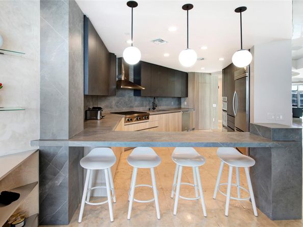 301 Hendricks Isle 7, Fort Lauderdale FL 33301