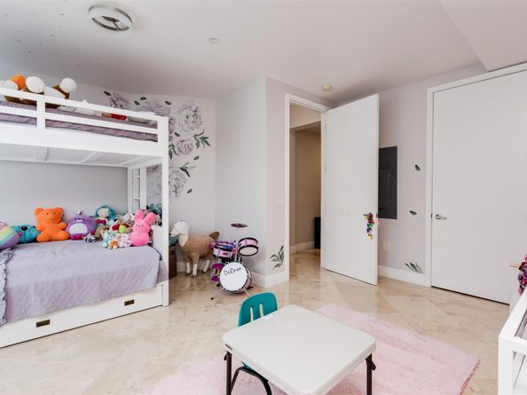 301 Hendricks Isle 7, Fort Lauderdale FL 33301