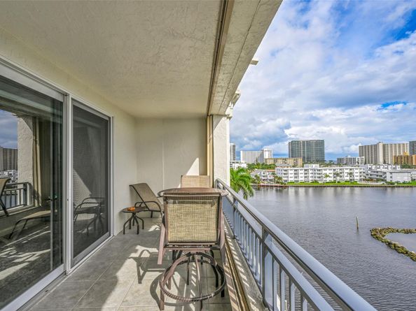 2880 NE 14th Street Cswy 610, Pompano Beach FL 33062