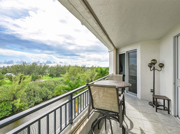 2880 NE 14th Street Cswy 610, Pompano Beach FL 33062