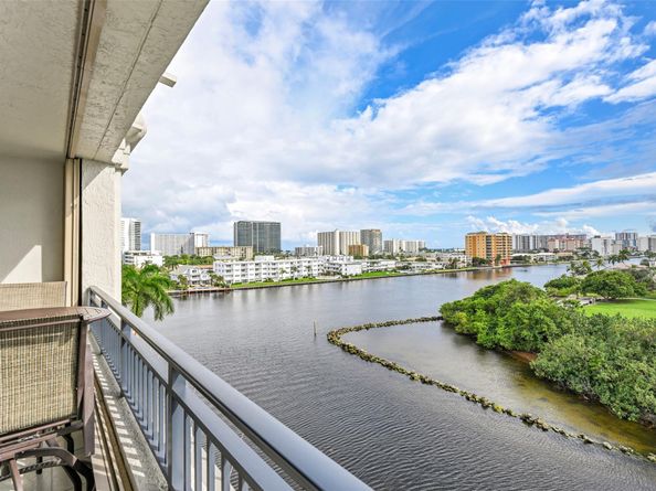 2880 NE 14th Street Cswy 610, Pompano Beach FL 33062
