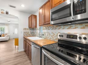 1630 NW 4th Ave, Fort Lauderdale FL 33311
