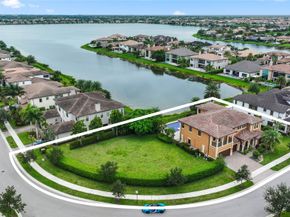 11000 Watercrest Cir, Parkland FL 33076