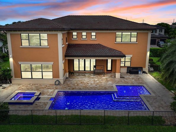 11000 Watercrest Cir, Parkland FL 33076