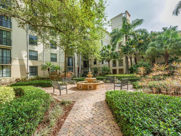 630 S Sapodilla Avenue 102, West Palm Beach FL 33401