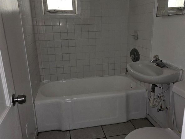 595 W 3rd Street, Riviera Beach FL 33404