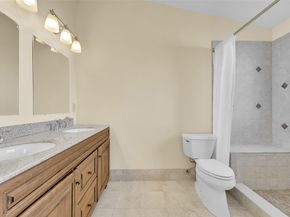 10761 NW 14th St 281, Plantation FL 33322