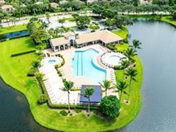 10761 NW 14th St 281, Plantation FL 33322