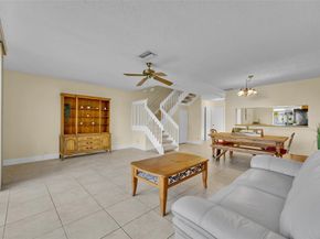 10761 NW 14th St 281, Plantation FL 33322