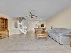 10761 NW 14th St 281, Plantation FL 33322