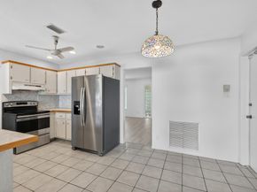 8509 NW 59th Street NW, Tamarac FL 33321