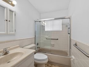 8509 NW 59th Street NW, Tamarac FL 33321