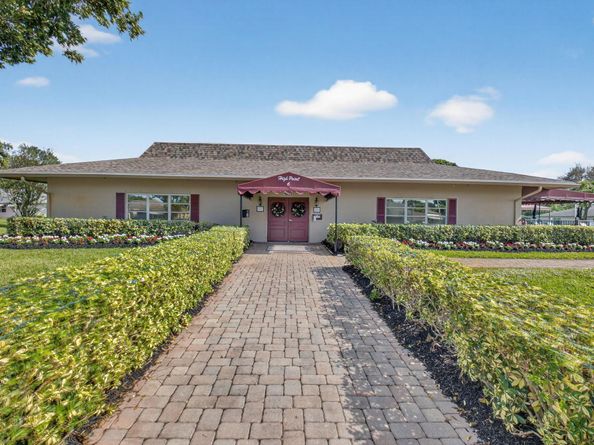 1390 High Point Way SW D, Delray Beach FL 33445