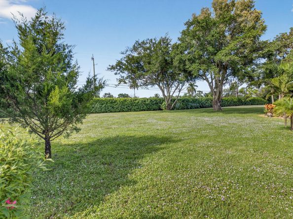 1390 High Point Way SW D, Delray Beach FL 33445