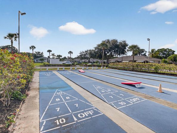 1390 High Point Way SW D, Delray Beach FL 33445