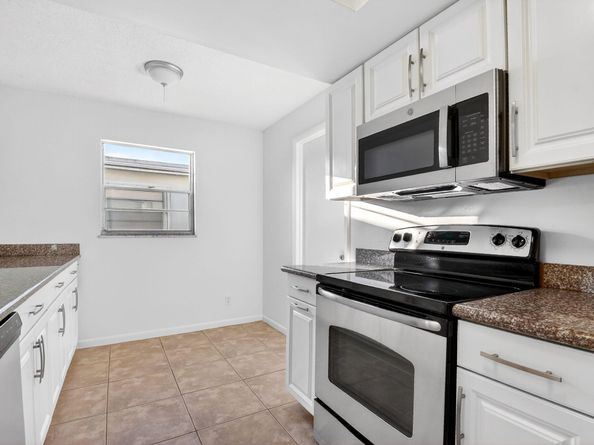 814 SW 6th Avenue, Boynton Beach FL 33426