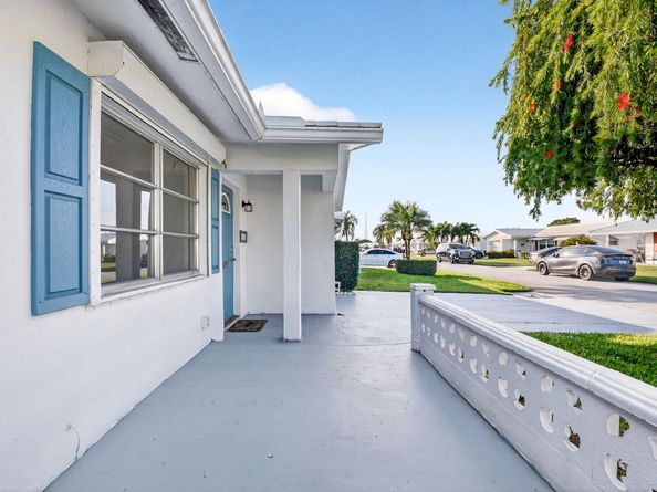 814 SW 6th Avenue, Boynton Beach FL 33426