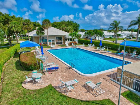 814 SW 6th Avenue, Boynton Beach FL 33426