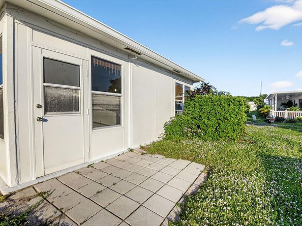 814 SW 6th Avenue, Boynton Beach FL 33426