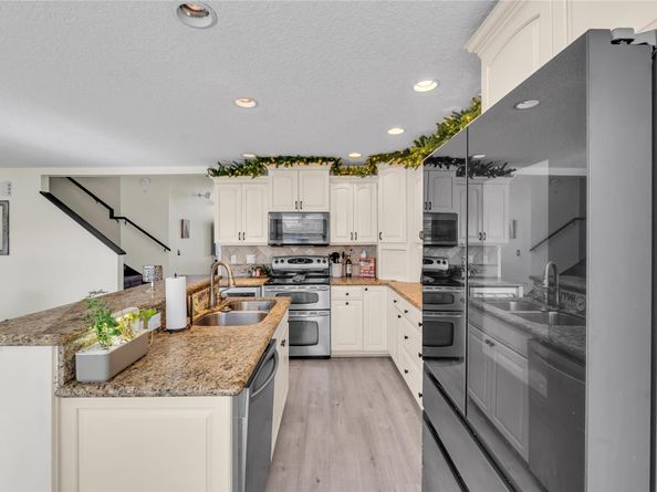 6840 NW 26th St, Margate FL 33063