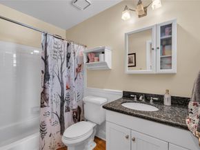 6840 NW 26th St, Margate FL 33063