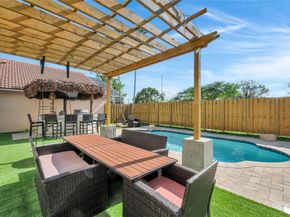 6840 NW 26th St, Margate FL 33063