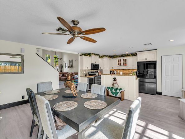 6840 NW 26th St, Margate FL 33063