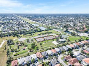 6840 NW 26th St, Margate FL 33063