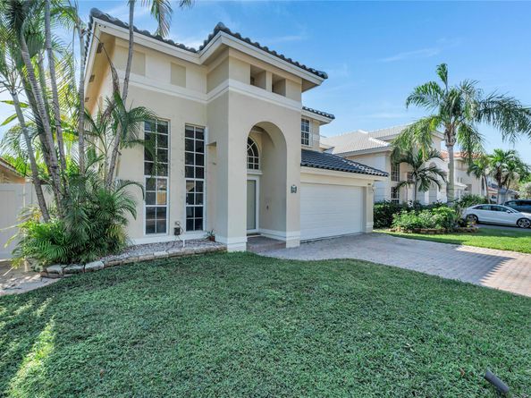 6840 NW 26th St, Margate FL 33063