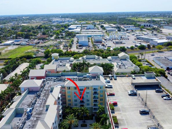 804 E Windward Way 404, Lantana FL 33462