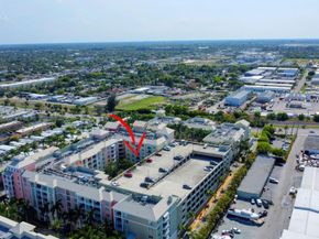 804 E Windward Way 404, Lantana FL 33462